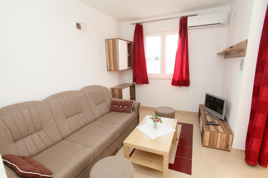 Apartments Villa Karlo Kaštela 外观 照片
