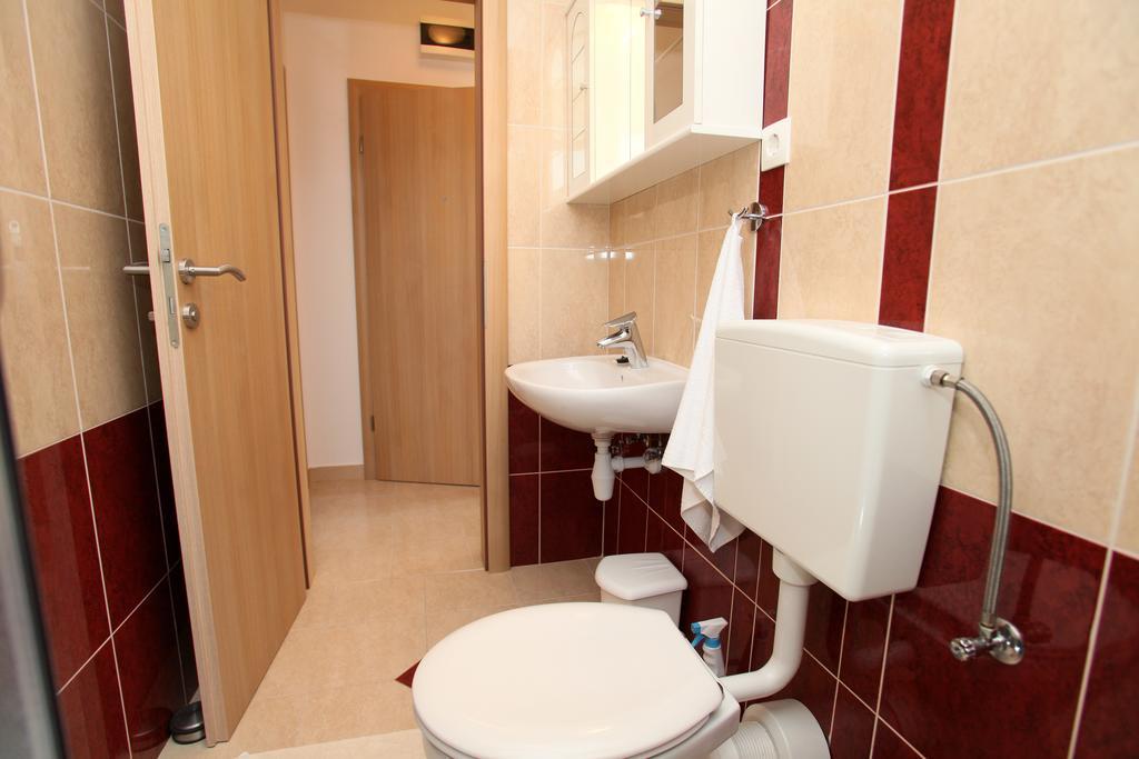 Apartments Villa Karlo Kaštela 外观 照片
