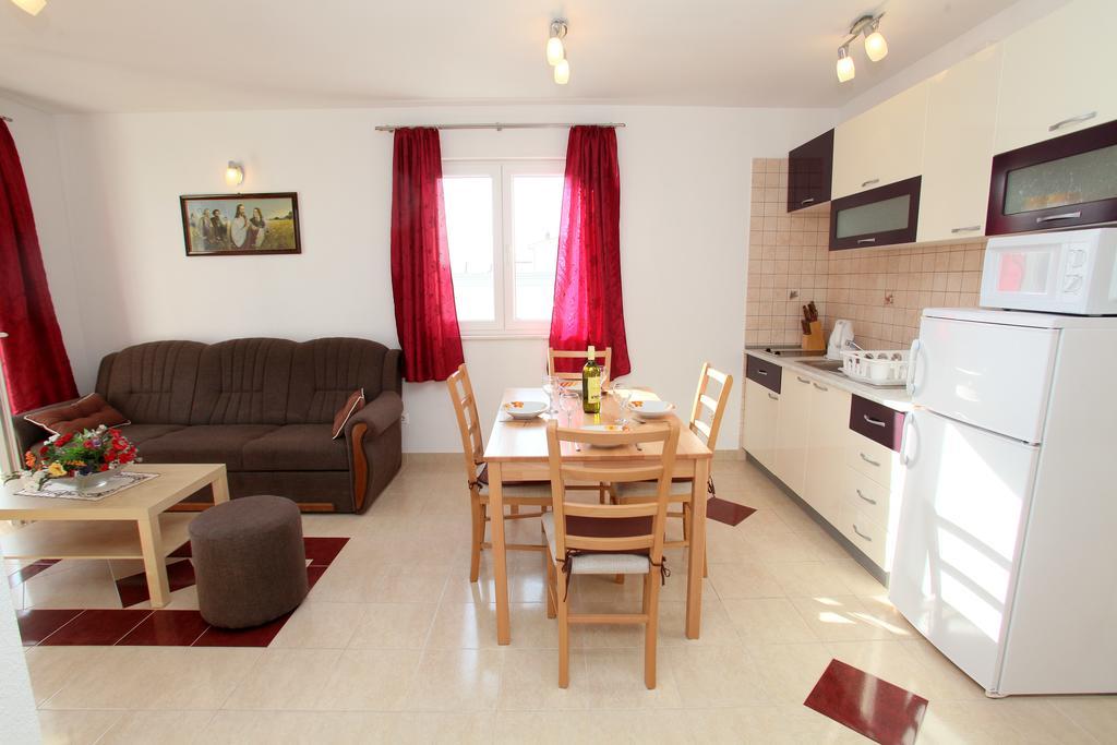 Apartments Villa Karlo Kaštela 外观 照片