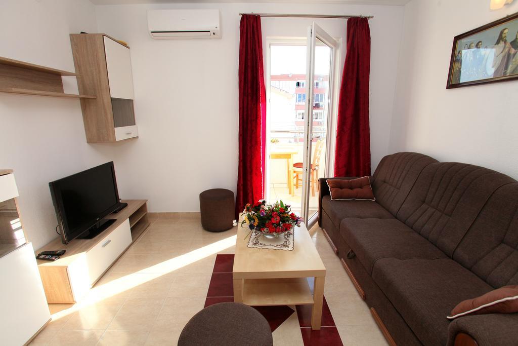 Apartments Villa Karlo Kaštela 外观 照片